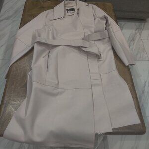 MaxMara leather coat size 27 IT 18 US New $2498.00